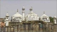 জ্ঞানবাপী মসজিদের বেসমেন্টে হিন্দু ধর্মাবলম্বীদের পূজার অনুমতি আদালতের