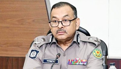 দায়িত্ব থেকে অব্যাহতি চাইলেন ডিএমপি কমিশনার