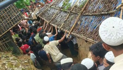 রোহিঙ্গা ক্যাম্পে পাহাড় ধস, মাটি চাপায় নিহত ৮