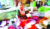 তহমিনা বেওয়ার জীবনযুদ্ধ