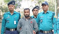 কখনো ওসি, চিত্রনায়ক, মন্ত্রী॥ একাই ফাঁদে ফেললেন ৭০০ নারীকে