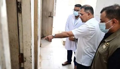 হঠাৎ কুয়েত মৈত্রী হাসপাতাল পরিদর্শনে প্রধানমন্ত্রী,  ব্যবস্থাপনা ও অপরিচ্ছন্নতা নিয়ে অসন্তোষ