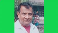 ভোটকেন্দ্র থেকে কাউন্সিলর প্রার্থী আটক