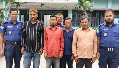 পঞ্চগড়ে পৃথক অভিযানে কার্যক্রম নিষিদ্ধ যুবলীগ নেতাসহ ১০ আটক