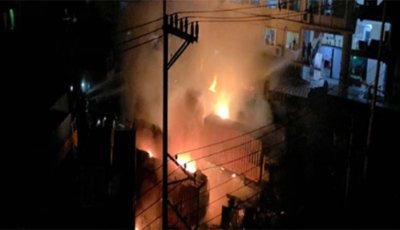 কাভার্ডভ্যানে সিলিন্ডার বিস্ফোরণে নিহত বেড়ে ৮