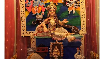 আজ বসন্ত পঞ্চমীর সকালে অনুষ্ঠিত হচ্ছে বিদ্যার দেবী মা সরস্বতী