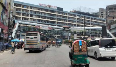 ফাঁকা রাজধানীতে বাড়ছে যানবাহনের চলাচল