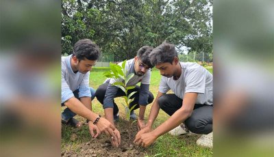 রুয়েটের ২০ সিরিজের ছাত্রদলপন্থী দুই শিক্ষার্থীর উদ্যোগে ১৫২ একরে ১৫২ বৃক্ষরোপণ