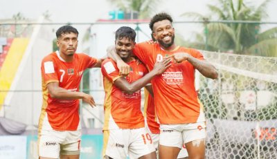 ব্রাদার্সকে ৪ গোলে হারিয়ে ফাইনালে কিংস