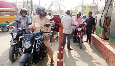 মোটরসাইকেলে  ২ , প্রাইভেটকার সর্বোচ্চ ১০ লিটার তেল নেওয়া যাবে