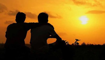 সে আপনার বন্ধু নয় ,কীভাবে বুঝবেন
