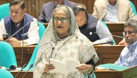 দ্রব্যমূল্য বেড়ে, সীমিত আয়ের মানুষের কষ্ট হচ্ছে