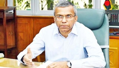 উচ্চ সুদে ঋণ নিয়ে ব্যবসায় সফল হওয়া চ্যালেঞ্জের: গভর্নর
