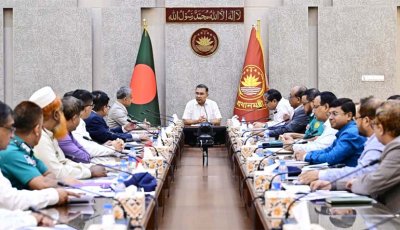 ঢাকার গণপরিবহন ব্যবস্থাপনা নিয়ে বৈঠকে প্রধানমন্ত্রী