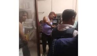 পদ্মায় পুলিশের ওপর সন্ত্রাসী হামলা , ওসিসহ ৫  সদস্য আহত