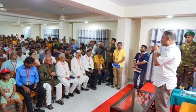 রাজশাহীতে পূজামণ্ডপ পরিদর্শন ও মতবিনিময় করলেন