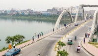 হাতিরঝিলে সড়ক দুর্ঘটনায় চালক নিহত