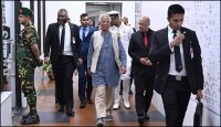 দেশে ফিরলেন প্রধান উপদেষ্টা