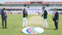 টস হেরে ফিল্ডিংয়ে বাংলাদেশ