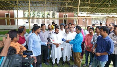 ৬ থেকে ৮ ঘন্টার মধ্যে কোরবানির বর্জ্য অপসারণ করা হবে ঃ রাসিক প্রশাসক