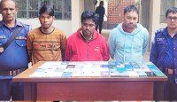 নরসিংদীতে চুরি হওয়া ৫৬টি মোবাইলসহ তিন যুবক গ্রেপ্তার