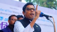 নতুন বছরে নতুন ঝলক দেখানোর প্রত্যয় পলকের