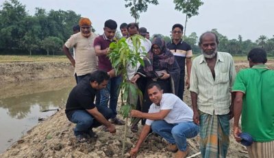 নিয়ামতপুরে খাল খননের উদ্বৃত্ত  টাকা সরকারি কোষাগারে ফেরত দিয়ে প্রশংসায় ভাসছেন ইউএনও