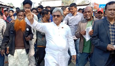 নির্বাচিত হলে আগামী ছয় মাসের মধ্যে পবা মোহনপুরের রাস্তার উন্নয়ন কাজ শুরু করা হবে: মিলন
