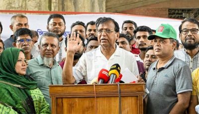 রাস্তা-ফুটপাতে অবৈধ দোকান বসালেই মামলা ও মালামাল ক্রোক: ​ডিএসসিসি প্রশাসক