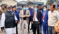 হঠাৎ চালের দাম বাড়ার কারণ খুঁজতে মোকামে খাদ্যমন্ত্রীর অভিযান