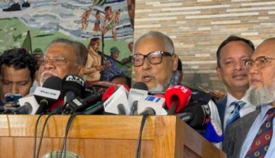 পোস্টাল ব্যালটে কয়েকটি দলের প্রতীক আগে রাখা ‘উদ্দেশ্যমূলক’