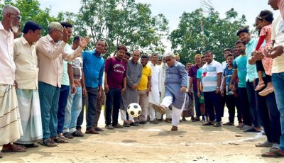তরুণ সমাজকে বিপথগামী হওয়া থেকে রক্ষা করবে খেলাধুলা : এমপি মিলন