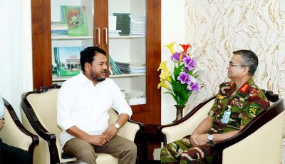 বিআইআরসি‘র ডেপুটি কমান্ড্যান্ট ও  স্টেশন কমান্ডার এর সাথে রাসিক প্রশাসকের সৌজন্য সাক্ষাৎ