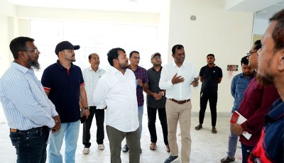 কাম কমিউনিটি সেন্টার পরিদর্শনে রাসিক প্রশাসক