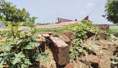 তানোর-মোহনপুর সংযোগ সড়কের বেহাল দশা, চরম দুর্ভোগে জনসাধারণ