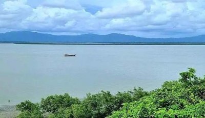 রাখাইনে আবারও দফায় দফায় বোমা বিস্ফোরণ, কাঁপছে টেকনাফ