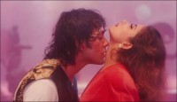 নায়িকার মুখে গন্ধ রোমান্স করতে গিয়ে বিপত্তি