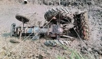 গোয়াইনঘাট  উপজেলায় ট্রাক্টর উল্টে নিহত ২