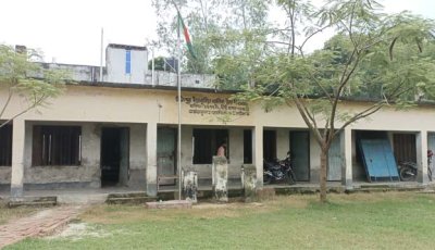 ১০ দিনের সরকারি নির্দেশ, কমিটি গেল কোন ক্যালেন্ডারে?  প্রধান শিক্ষকের টেবিলে ‘কমিটি’ কি এখনো অপেক্ষমাণ !