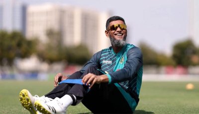 ফিট আছি, এখনও ক্রিকেট খেলতে চাই