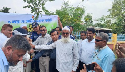 পঞ্চগড়ে বৃক্ষরোপণ কর্মসূচীর উদ্বোধন