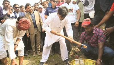 সরকার প্রতিশ্রুতি বাস্তবায়নে কাজ করে যাচ্ছে