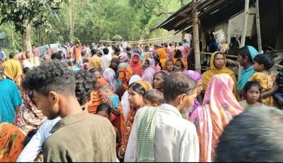 নিয়ামতপুরে একই পরিবারের ৪ জনকে গলা কটে হত্যা