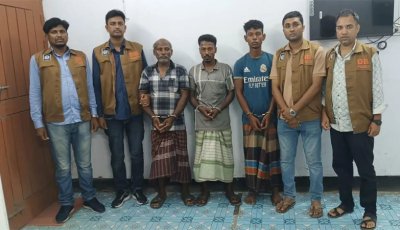 বাবা-ছেলে মিলে শ্যালকের পরিবারের চারজনকে হত্যা, গ্রেপ্তার ৩