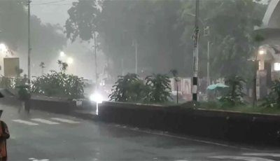 রাজধানীতে স্বস্তির বৃষ্টি