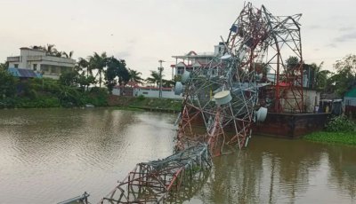 কালবৈশাখী ঝড়ে ভেঙে পড়েছে মোবাইল টাওয়ার