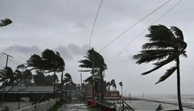১৩ অঞ্চলে ঝড়ের পূর্বাভাস, নদীবন্দরে সতর্কতা