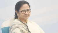 মমতাকে দেখে ‘চোর চোর’ বলে স্লোগান