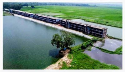 মুরগির খামারের বর্জ্যে ৩০০ বিঘা জমি ক্ষতির মুখে, বিপাকে কৃষক