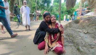 স্ত্রীর পরকীয়া দেখে ফেলায় যুবককে শ্বশুরবাড়িতে ডেকে নিয়ে হত্যার অভিযোগ
